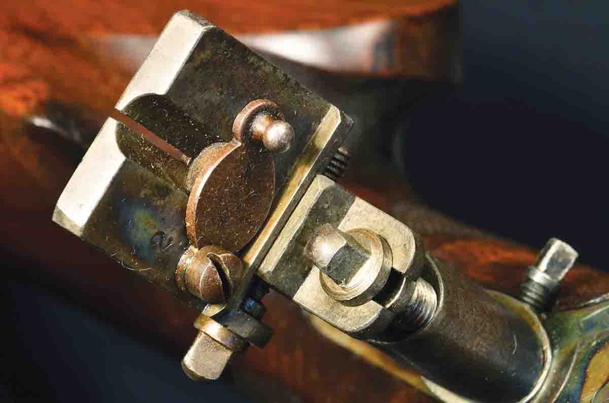 The diopter sight incorporated a Gabel (slot) sight, used in field matches. A hinged gate blocked the aperture when the Gabel was in use.